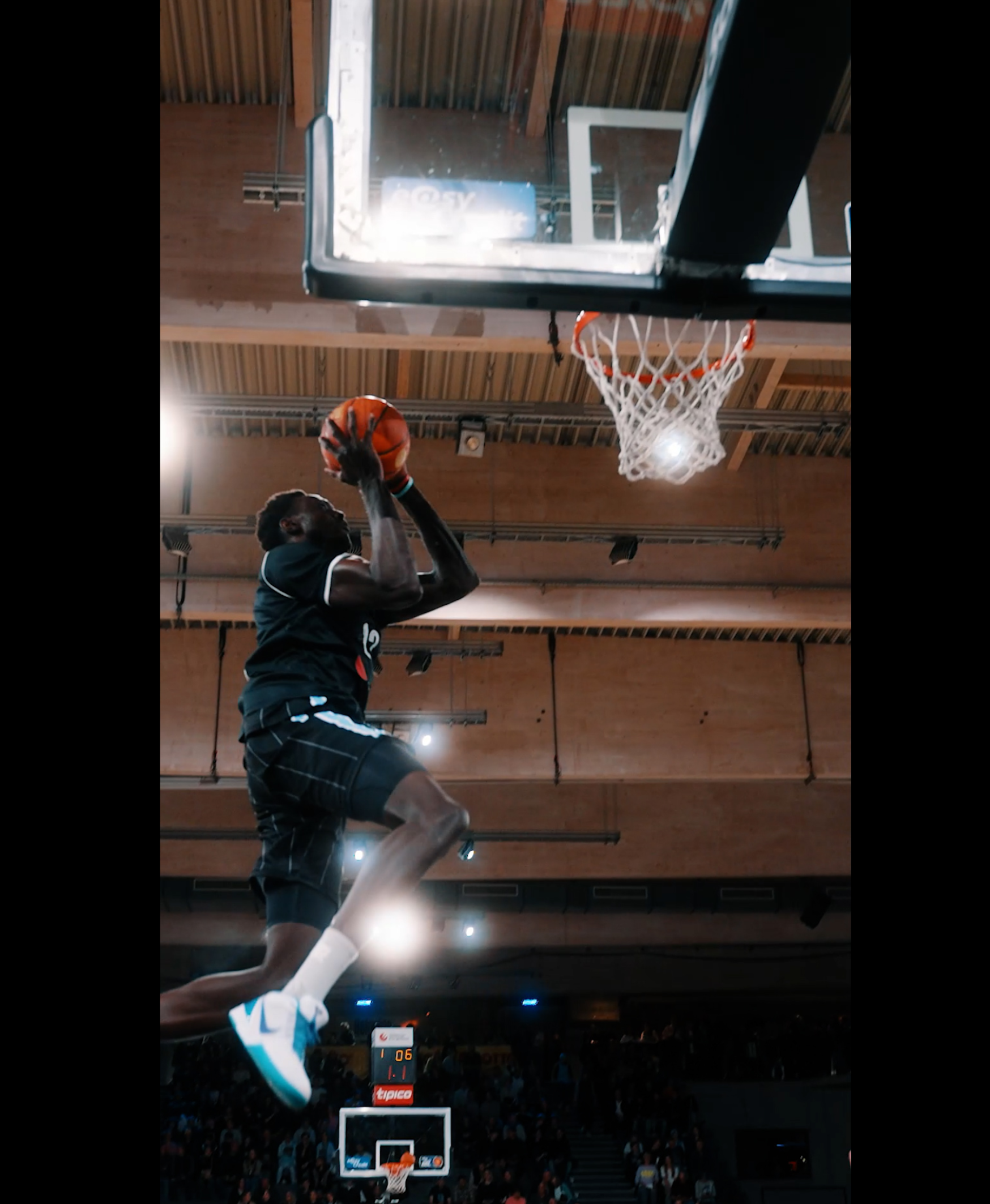 Basketball01