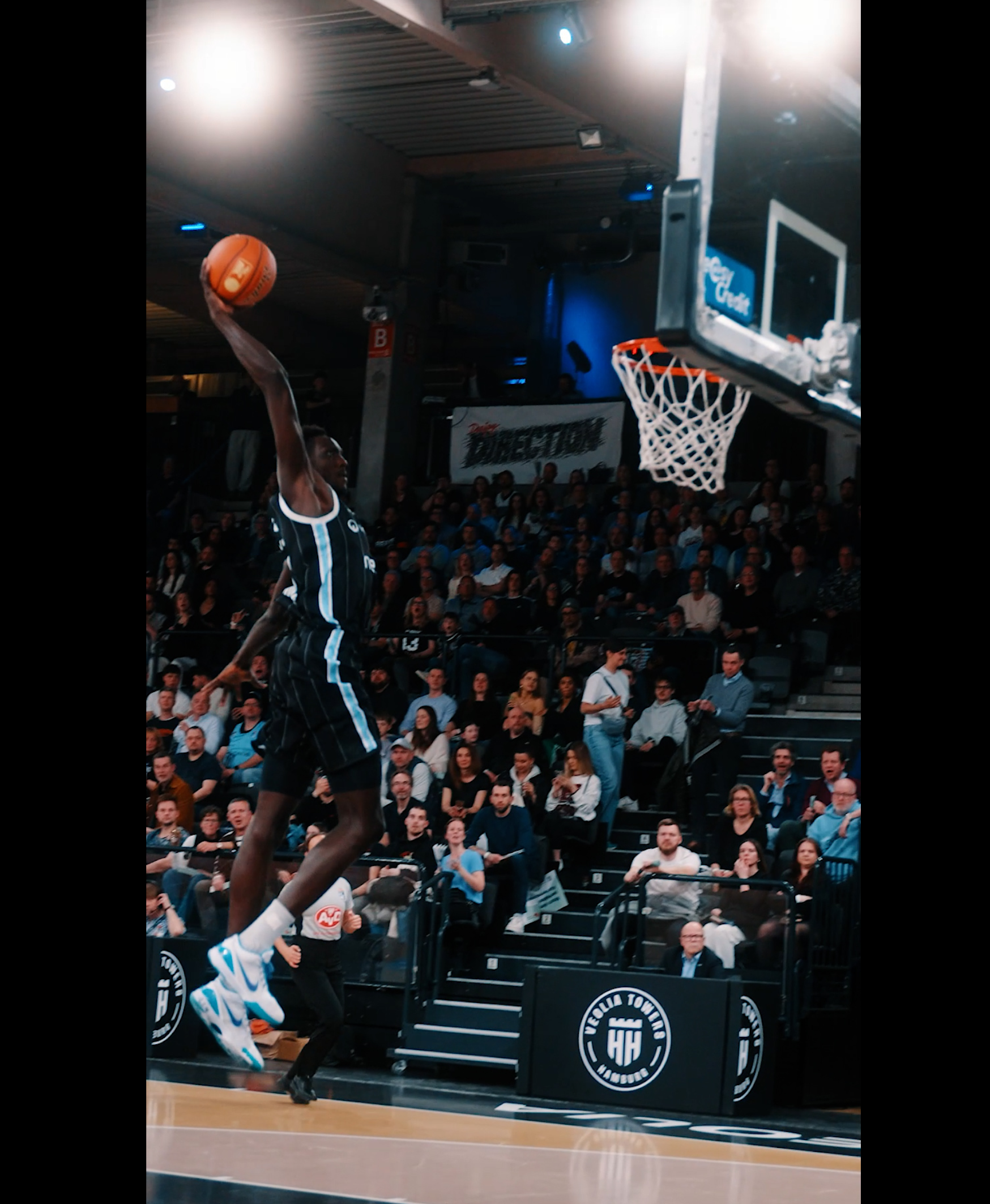 Basketball03